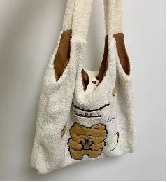 Eine Schulter-Einkaufsangefüllte Bärn-Rucksack-kundenspezifische Plüsch-Tasche japanisches Harajuku